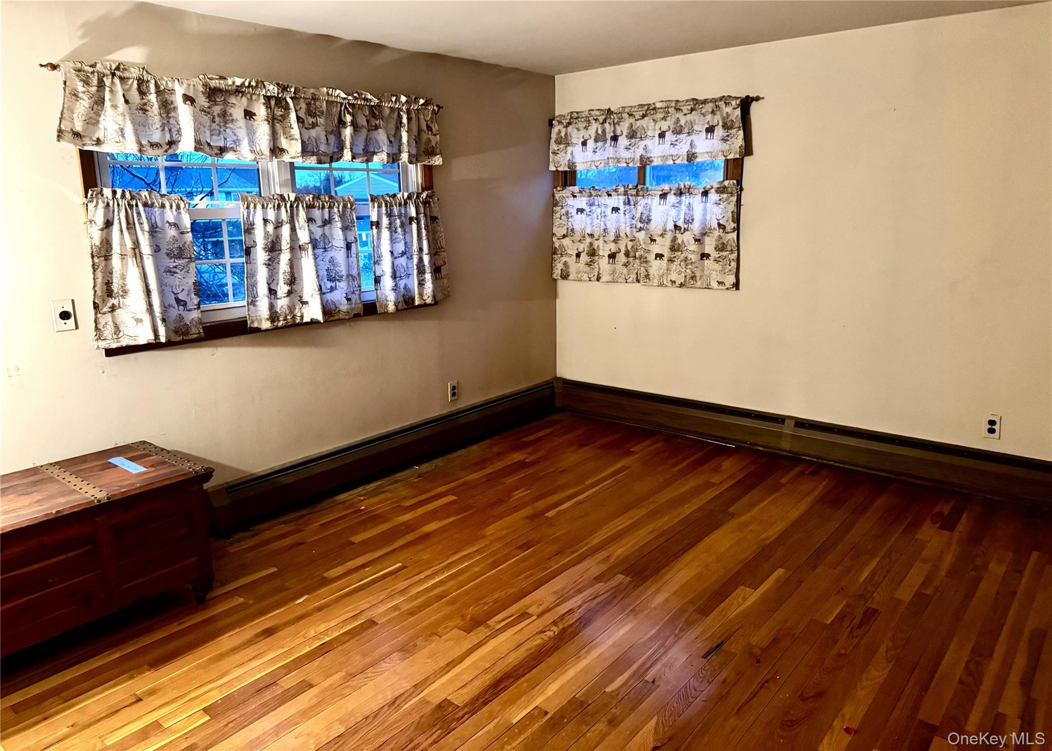 #12 photo, 55 Constellation Road, Levittown , NY 11756