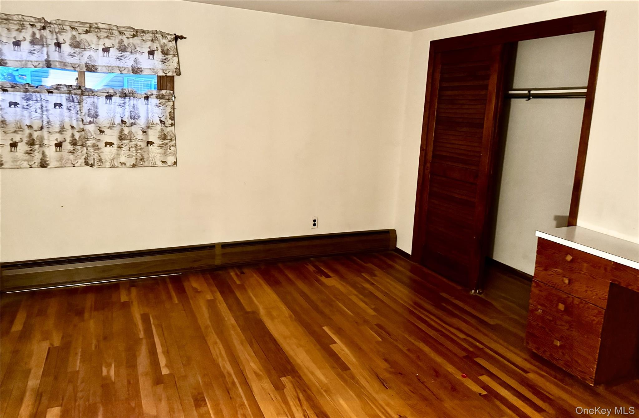 #13 photo, 55 Constellation Road, Levittown , NY 11756