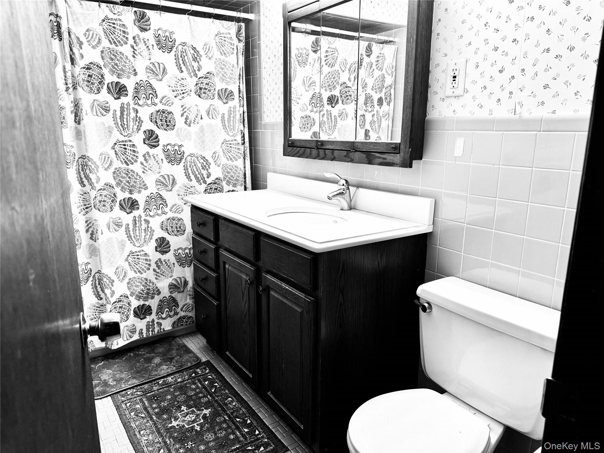 #15 photo, 55 Constellation Road, Levittown , NY 11756