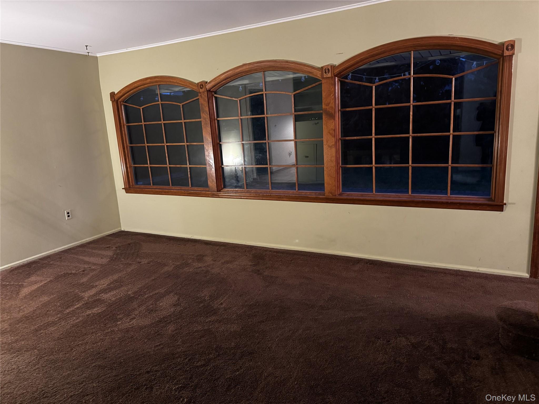 #7 photo, 55 Constellation Road, Levittown , NY 11756