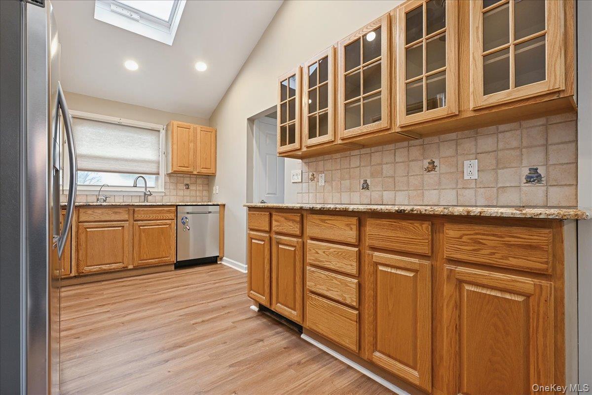 #10 photo, 331 N Michigan Avenue, Massapequa , NY 11758