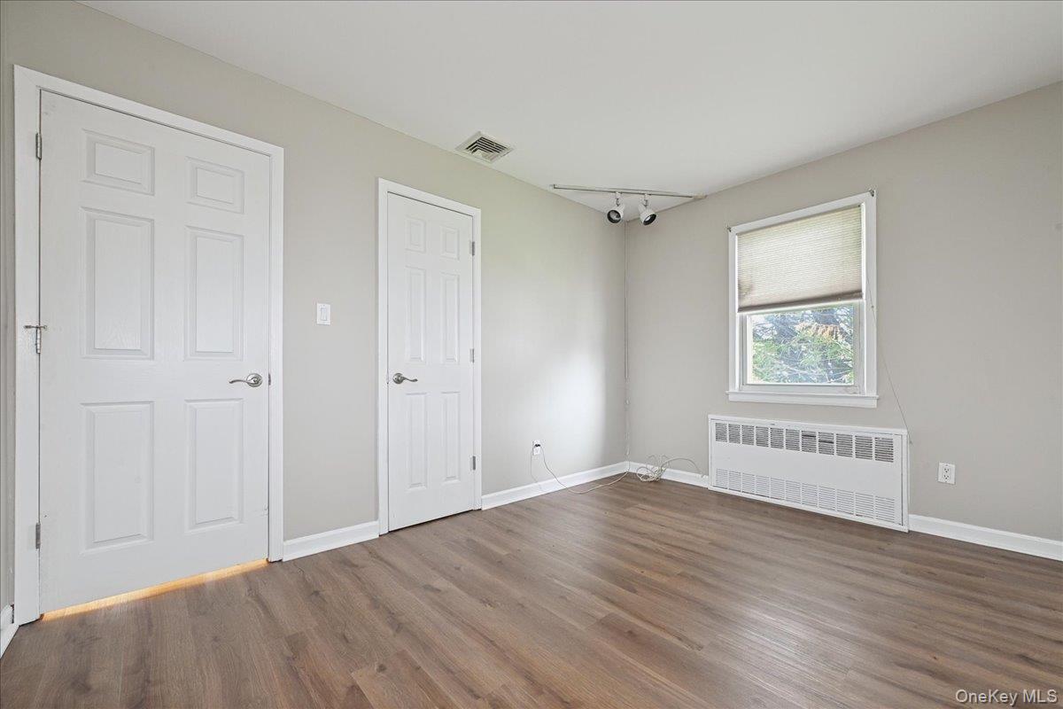 #19 photo, 331 N Michigan Avenue, Massapequa , NY 11758