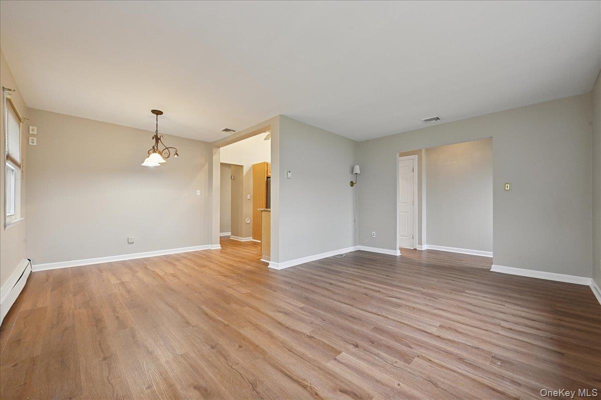 #7 photo, 331 N Michigan Avenue, Massapequa , NY 11758