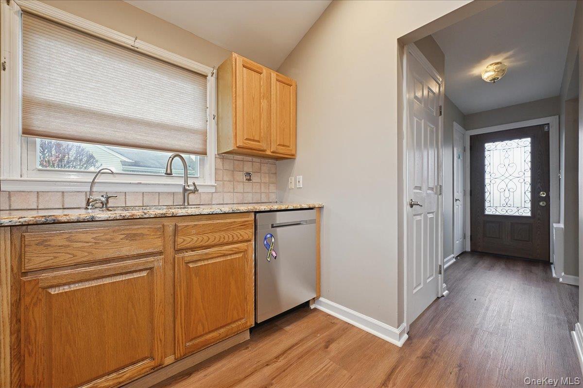 #8 photo, 331 N Michigan Avenue, Massapequa , NY 11758