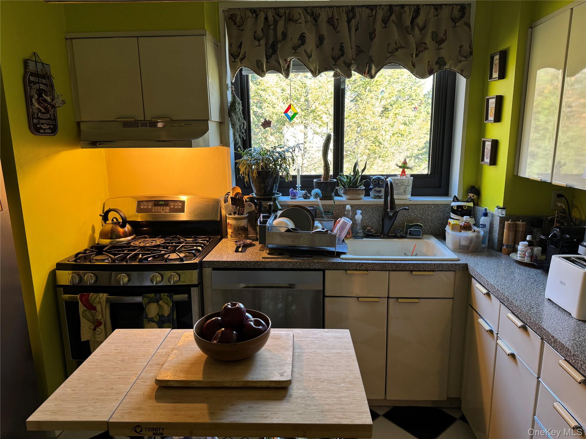 #9 photo, 1101 Midland Avenue, Bronxville , NY 10708