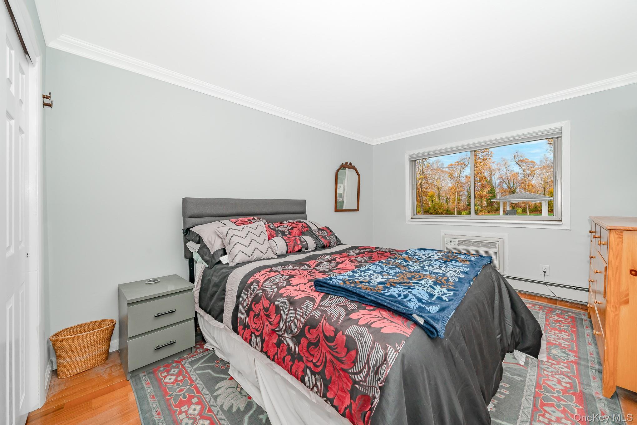 #12 photo, 2449 Union Boulevard, Islip , NY 11751