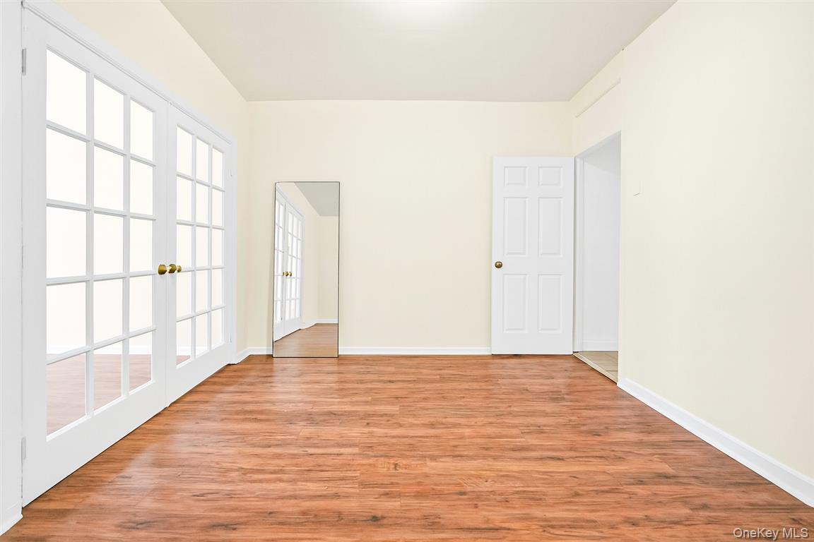 #12 photo, 1993 Amsterdam Avenue, New York (Manhattan) , NY 10032