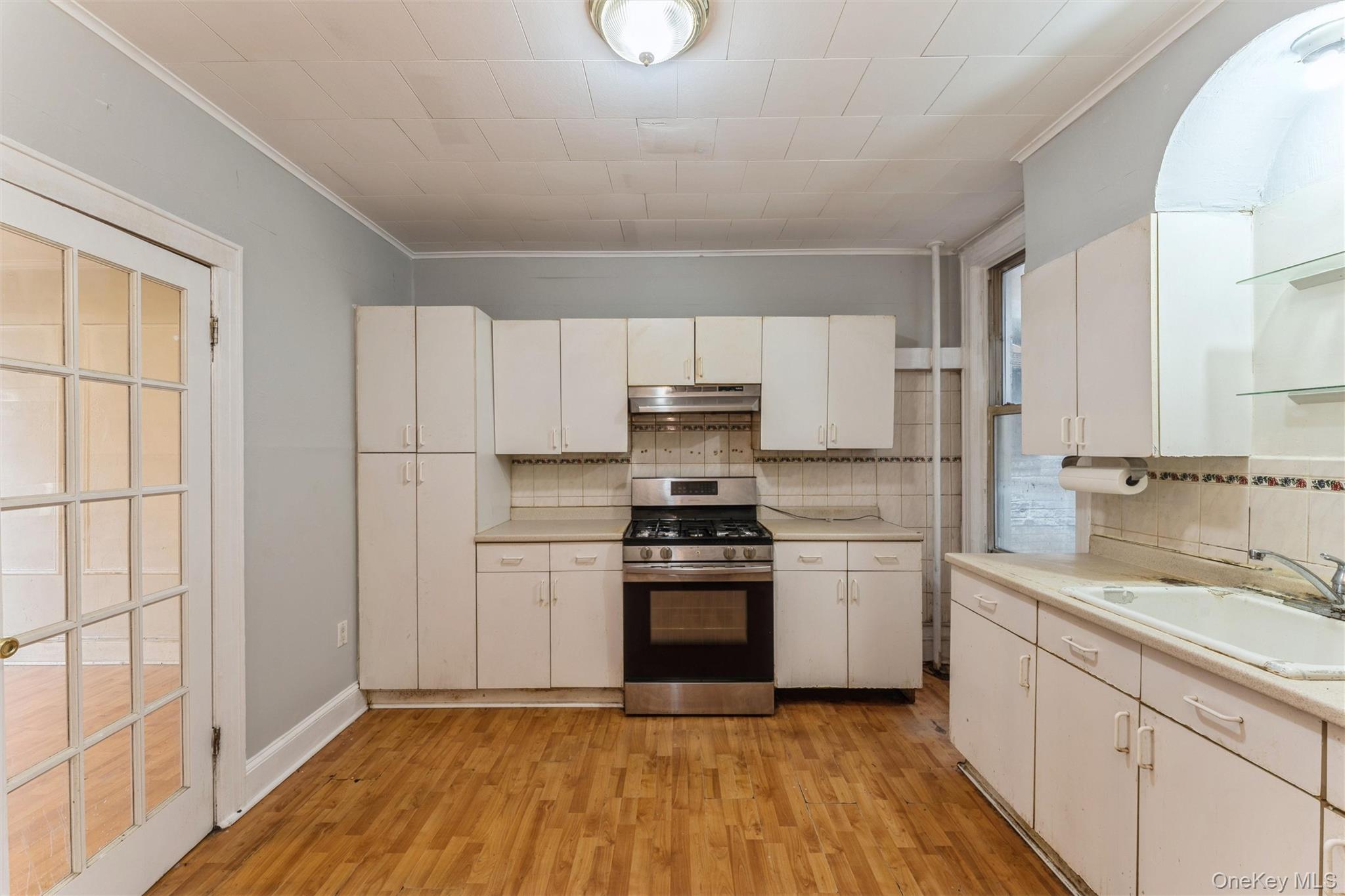 #9 photo, 446 Stockholm Street, Ridgewood , NY 11385