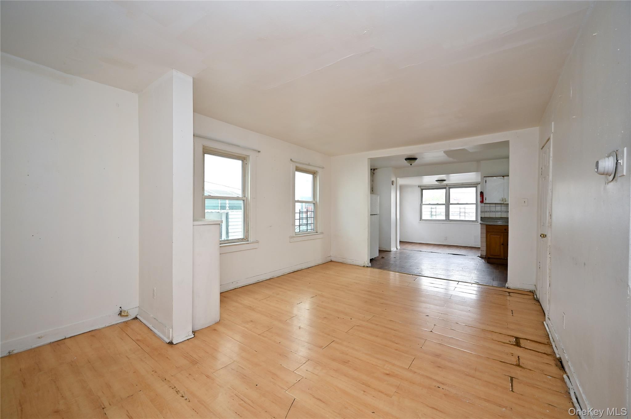 #10 photo, 94-28 209th Street, Queens Village , NY 11428