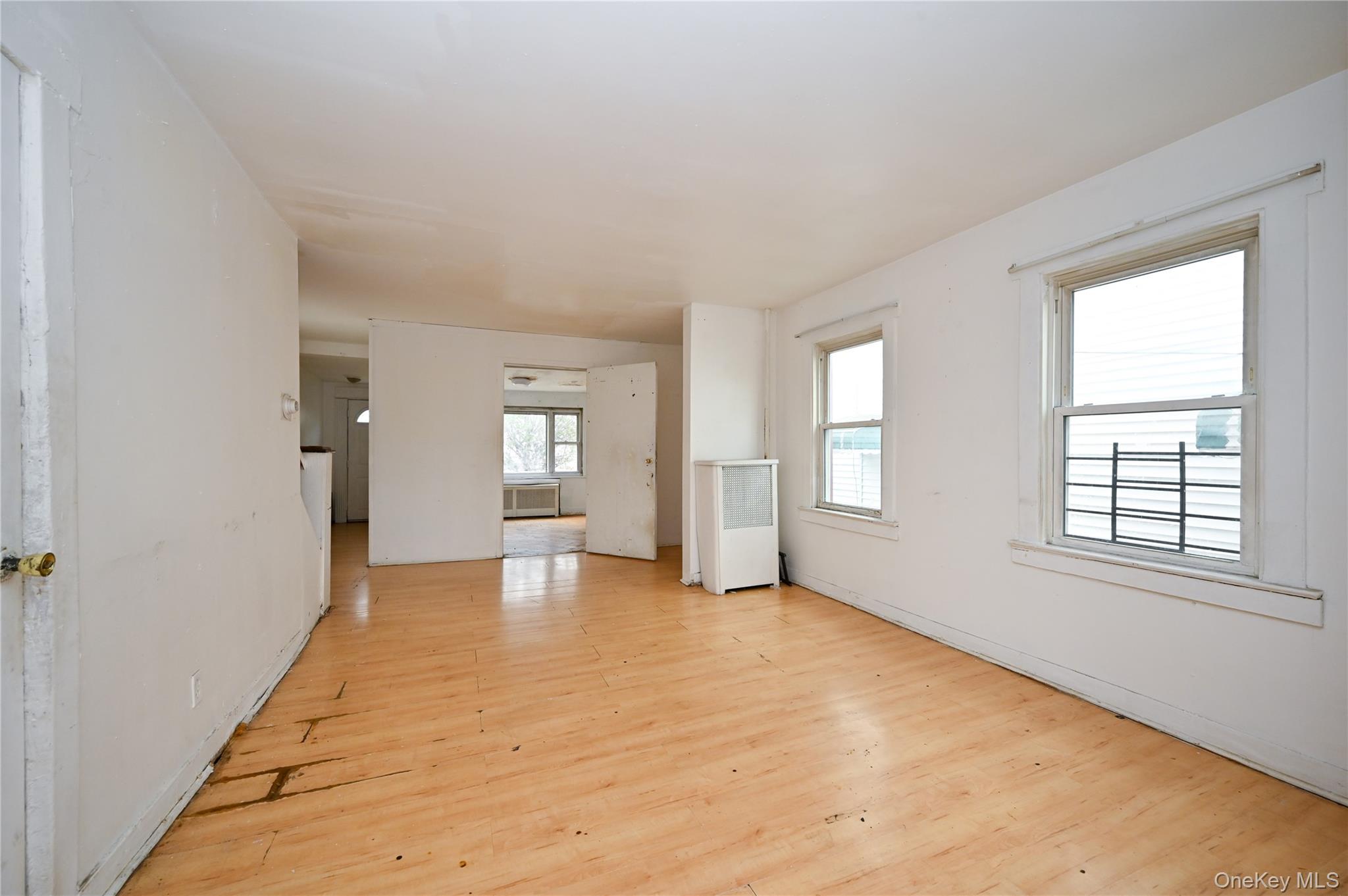 #9 photo, 94-28 209th Street, Queens Village , NY 11428