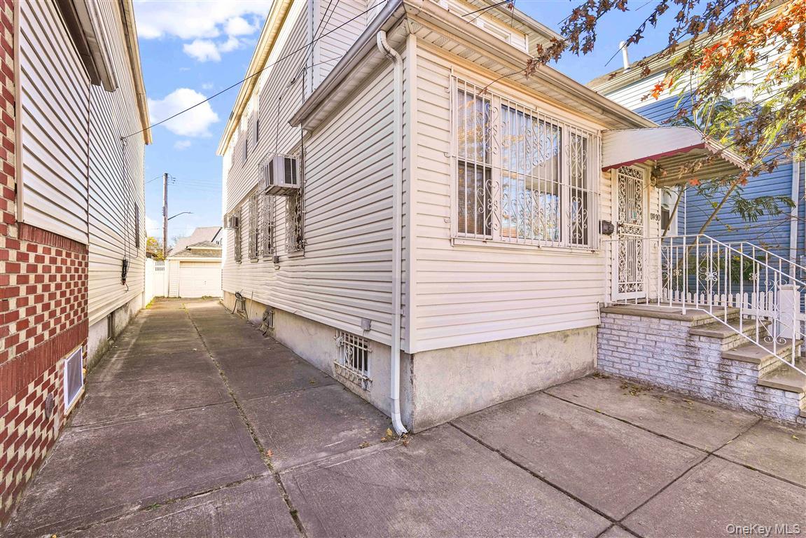 #4 photo, 10930 128th Street, South Ozone Park , NY 11420