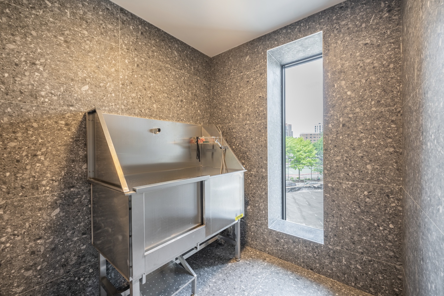 #16 photo, 30-05 Vernon Boulevard, Astoria , NY 11102