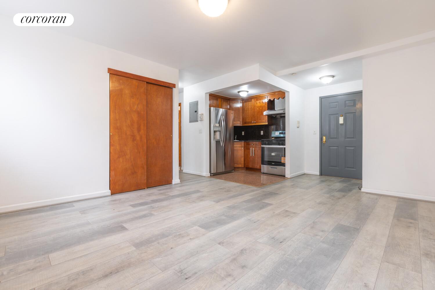 #4 photo, 132-36 POPLE Avenue, Flushing , NY 11355