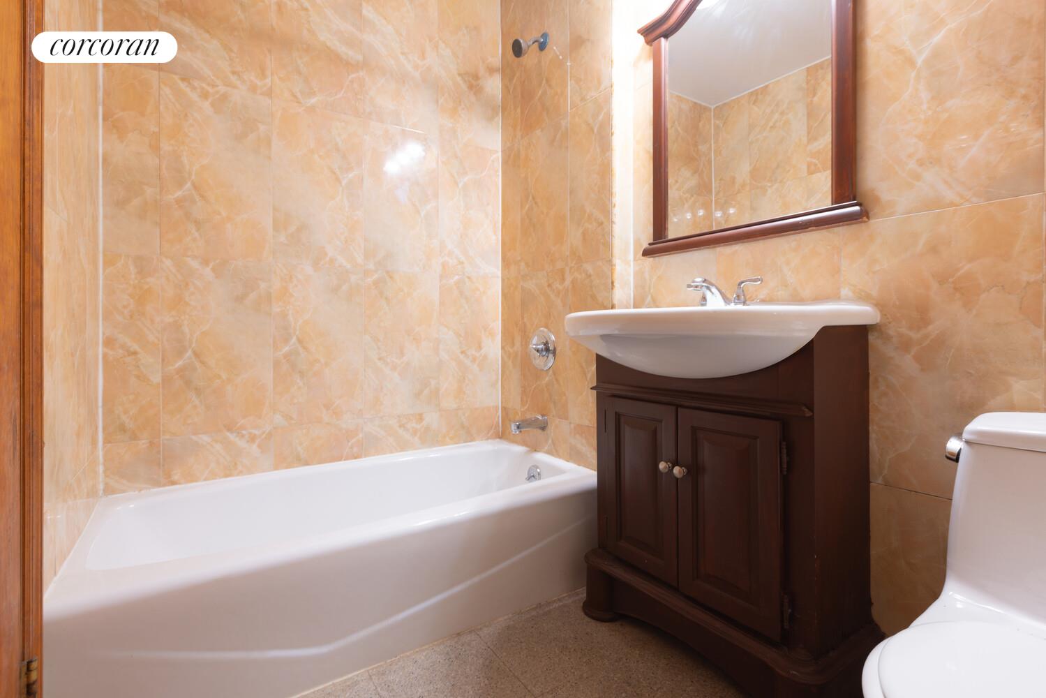 #7 photo, 132-36 POPLE Avenue, Flushing , NY 11355