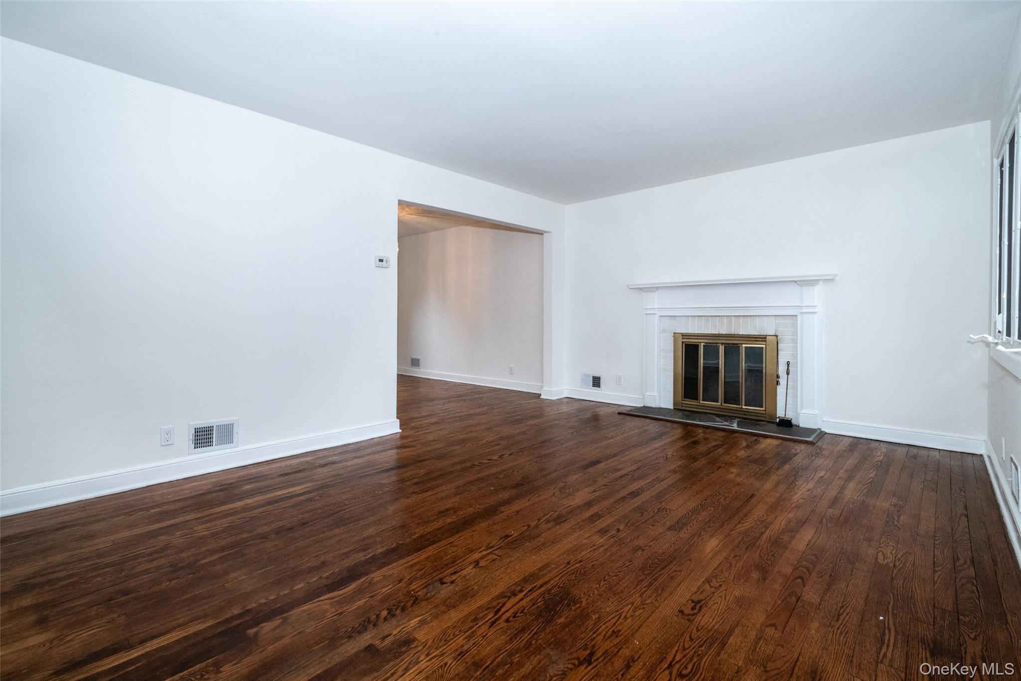 #6 photo, 83 Stevenson Avenue, Hartsdale , NY 10530