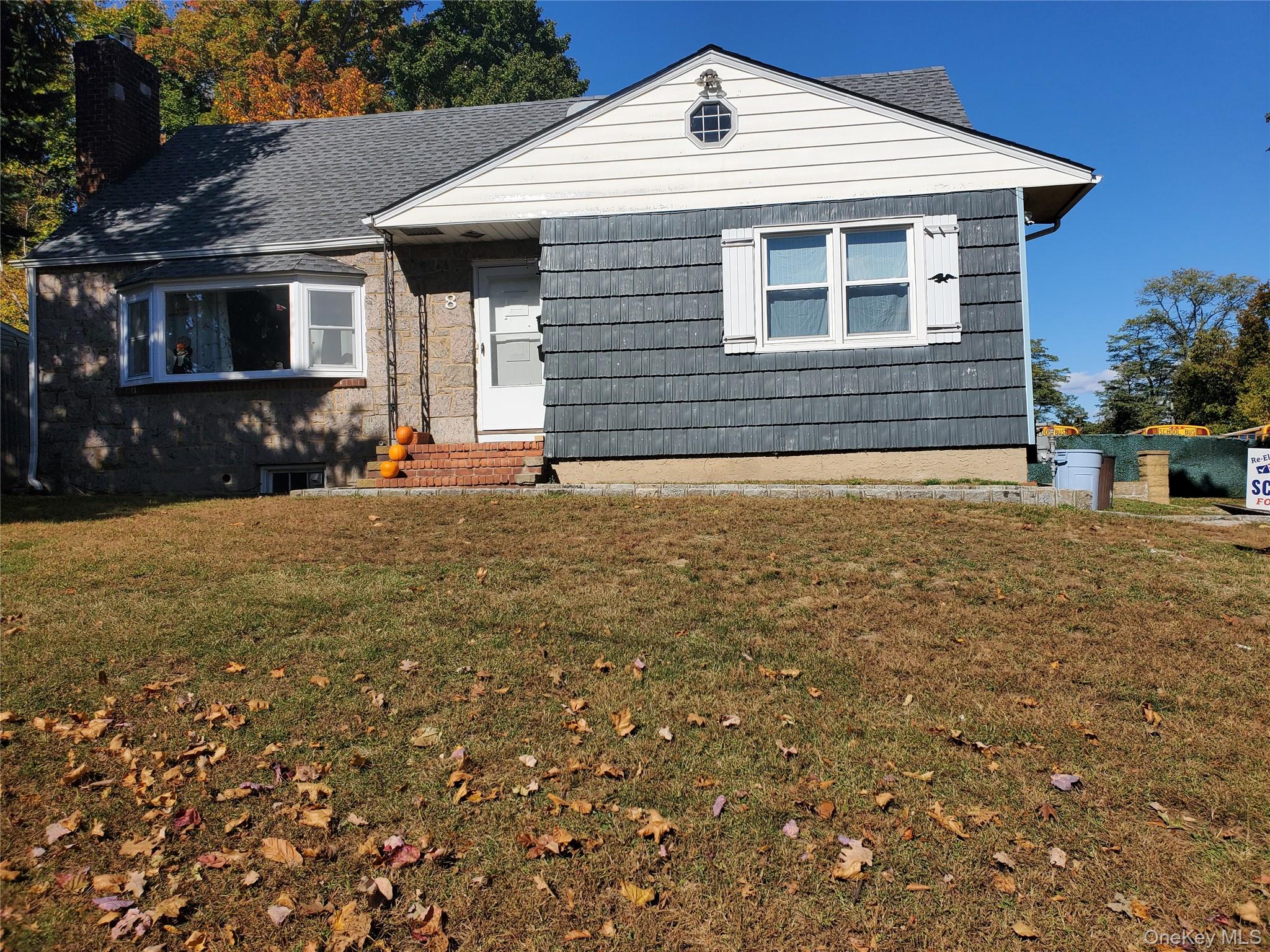 #1 photo, 8 Midwood Place, Glen Cove , NY 11542