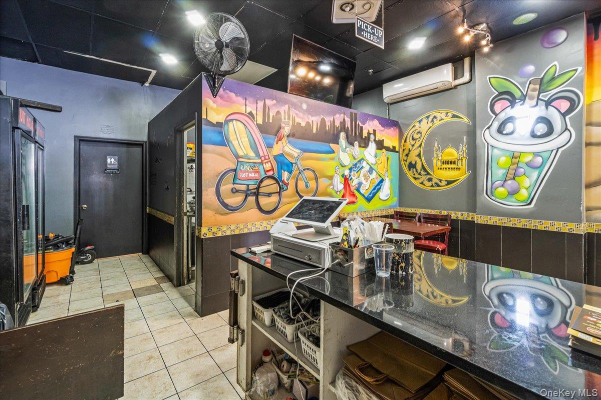 #13 photo, 20502 Hillside Avenue, Hollis , NY 11423