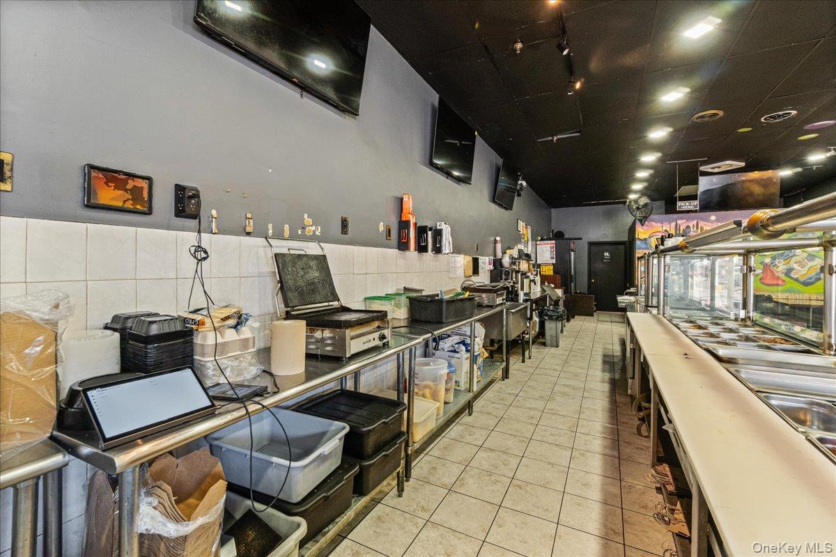 #16 photo, 20502 Hillside Avenue, Hollis , NY 11423