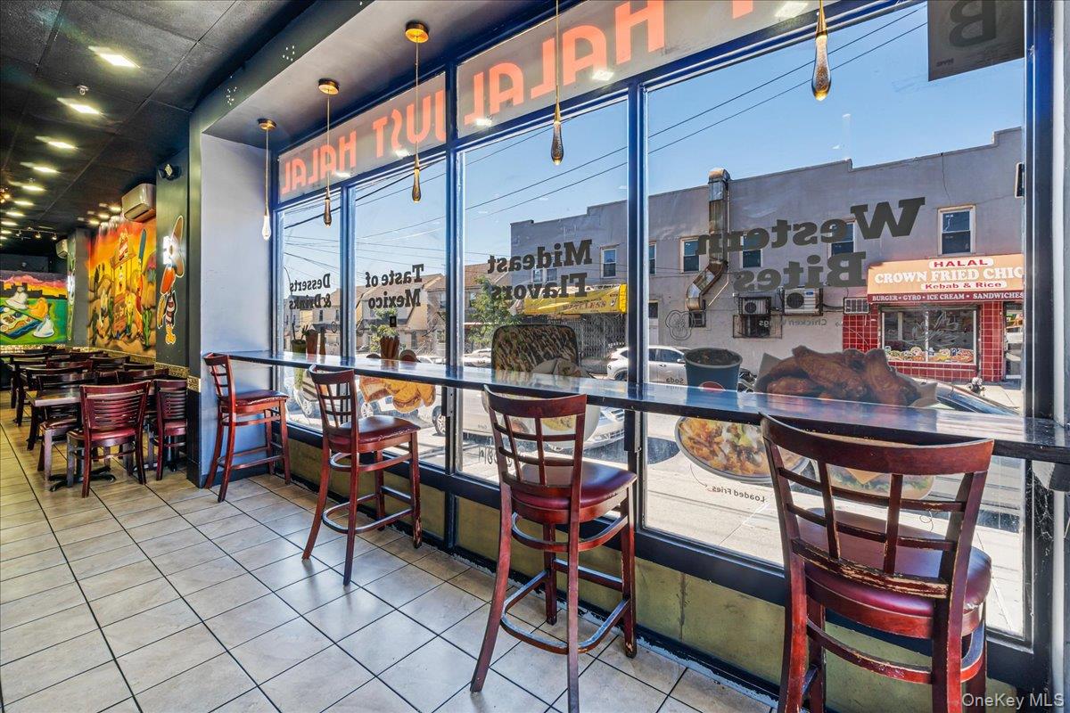 #5 photo, 20502 Hillside Avenue, Hollis , NY 11423