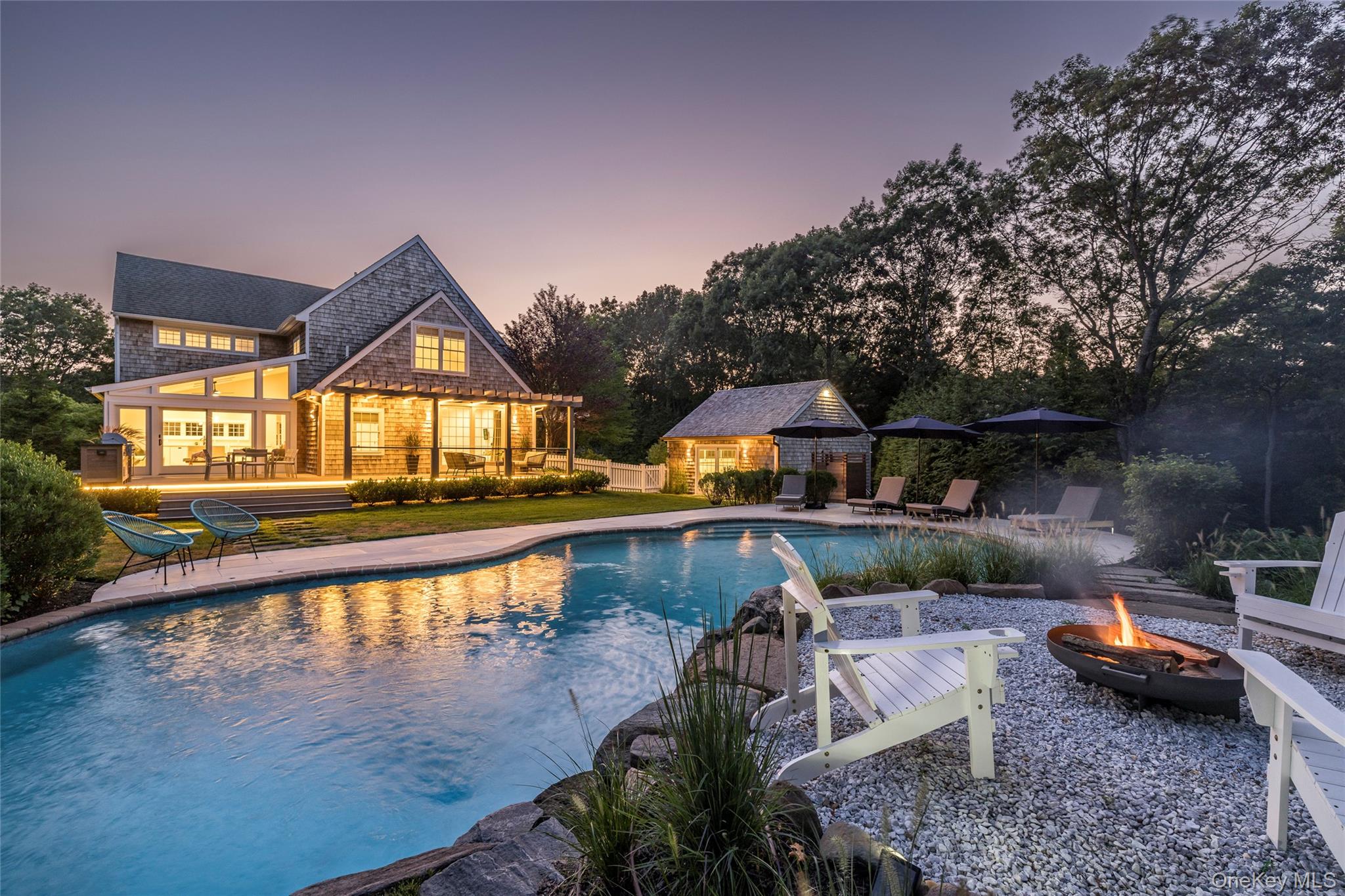 #2 photo, 20 Cove Neck Lane, Southampton , NY 11968