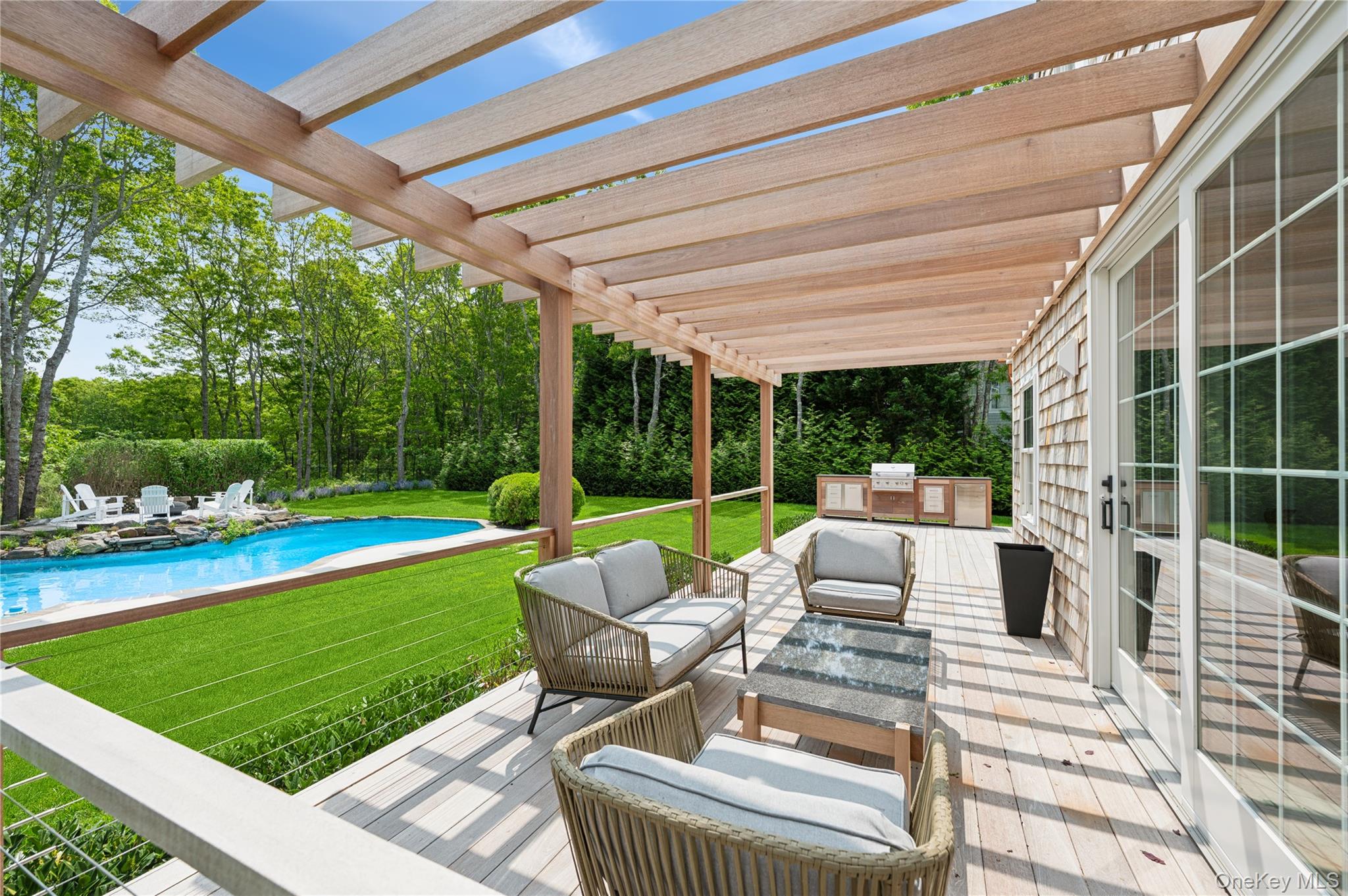 #3 photo, 20 Cove Neck Lane, Southampton , NY 11968