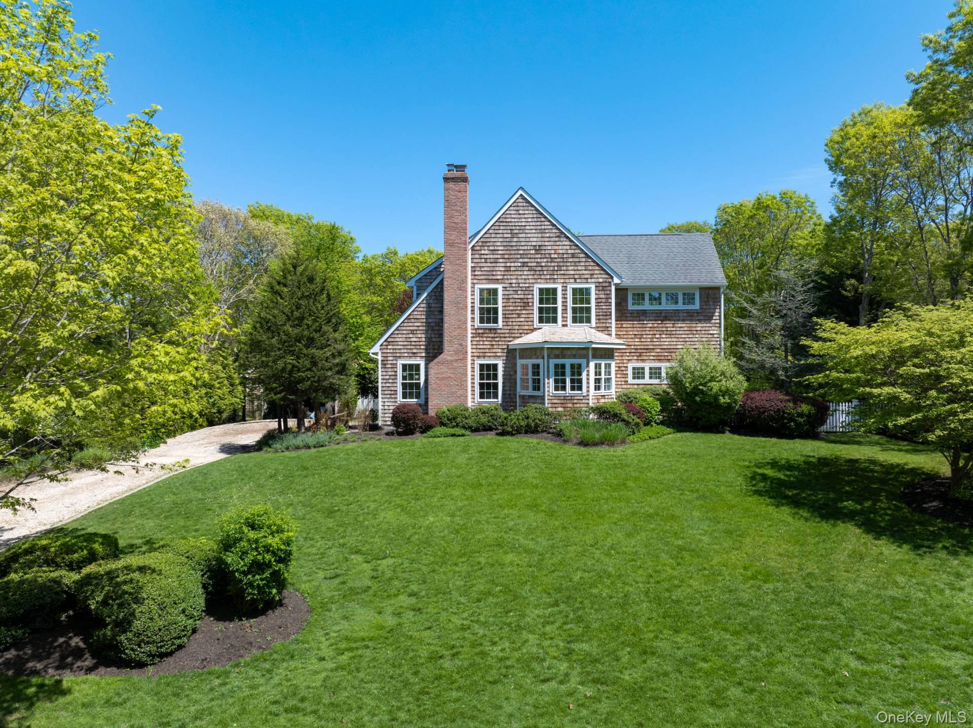 #7 photo, 20 Cove Neck Lane, Southampton , NY 11968