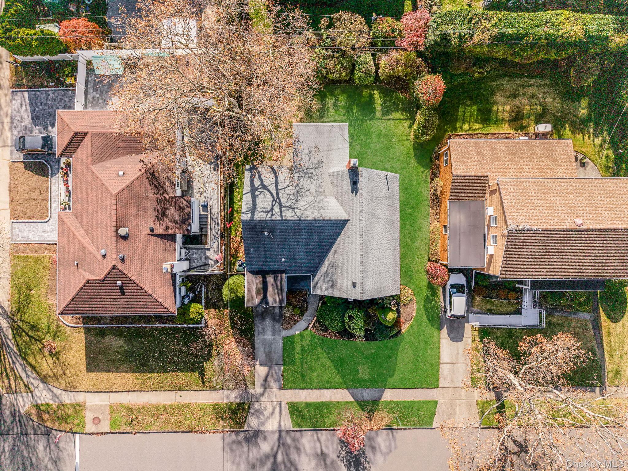 #19 photo, 78 Patton Boulevard, New Hyde Park , NY 11040