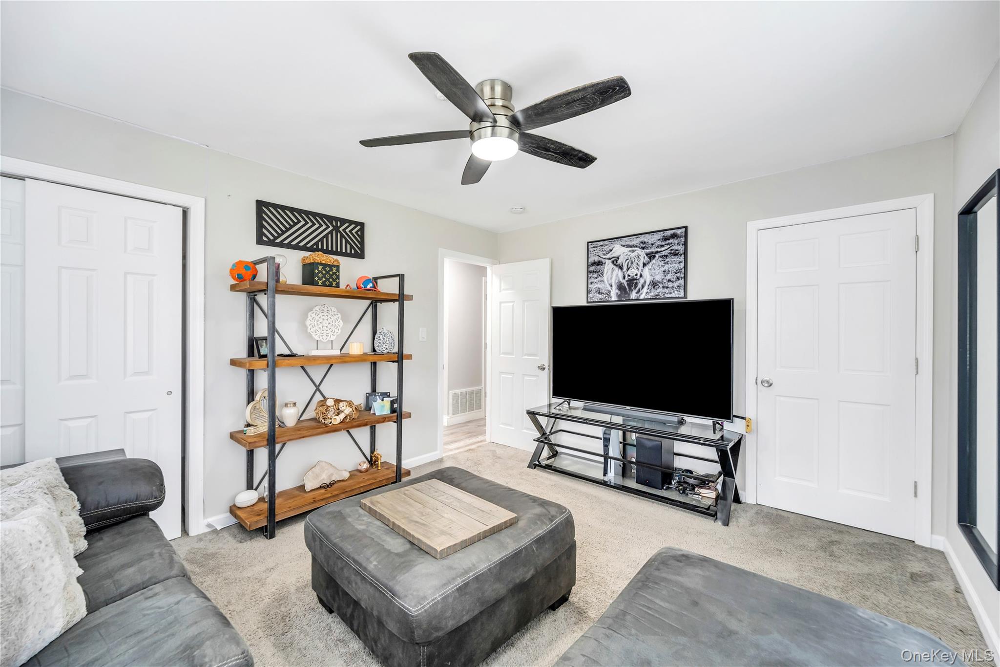 #15 photo, 162 Eagle Hill Court, Middle Island , NY 11953