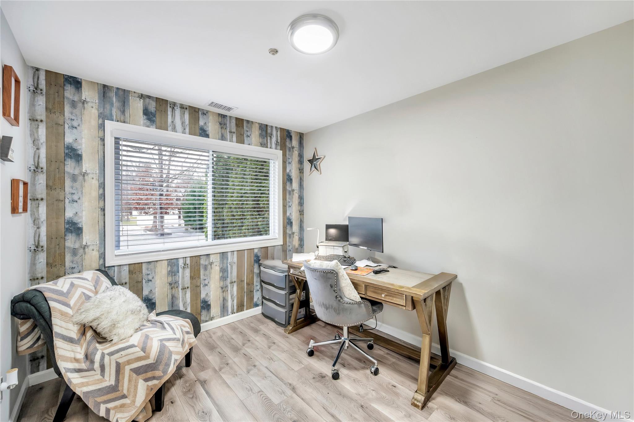 #18 photo, 162 Eagle Hill Court, Middle Island , NY 11953