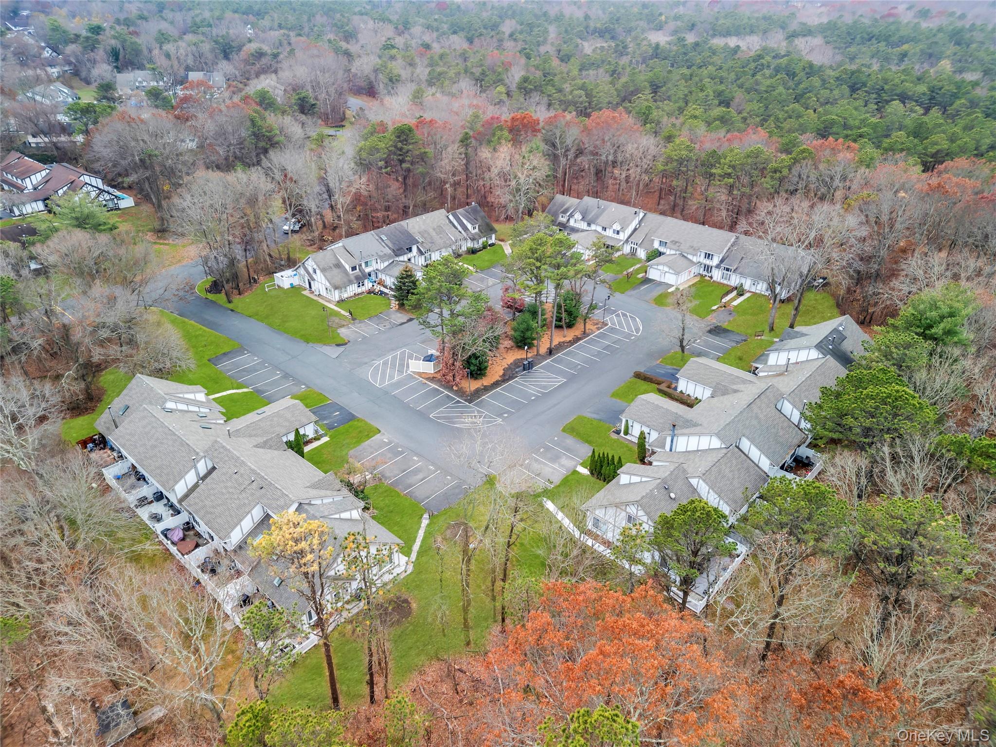 #4 photo, 162 Eagle Hill Court, Middle Island , NY 11953