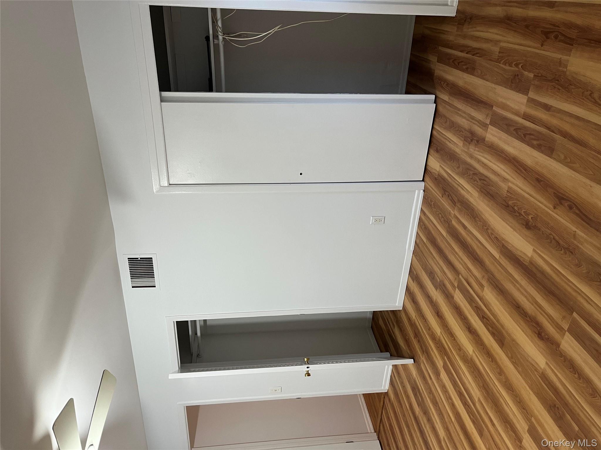 #3 photo, 429 E Park Avenue, Long Beach , NY 11561