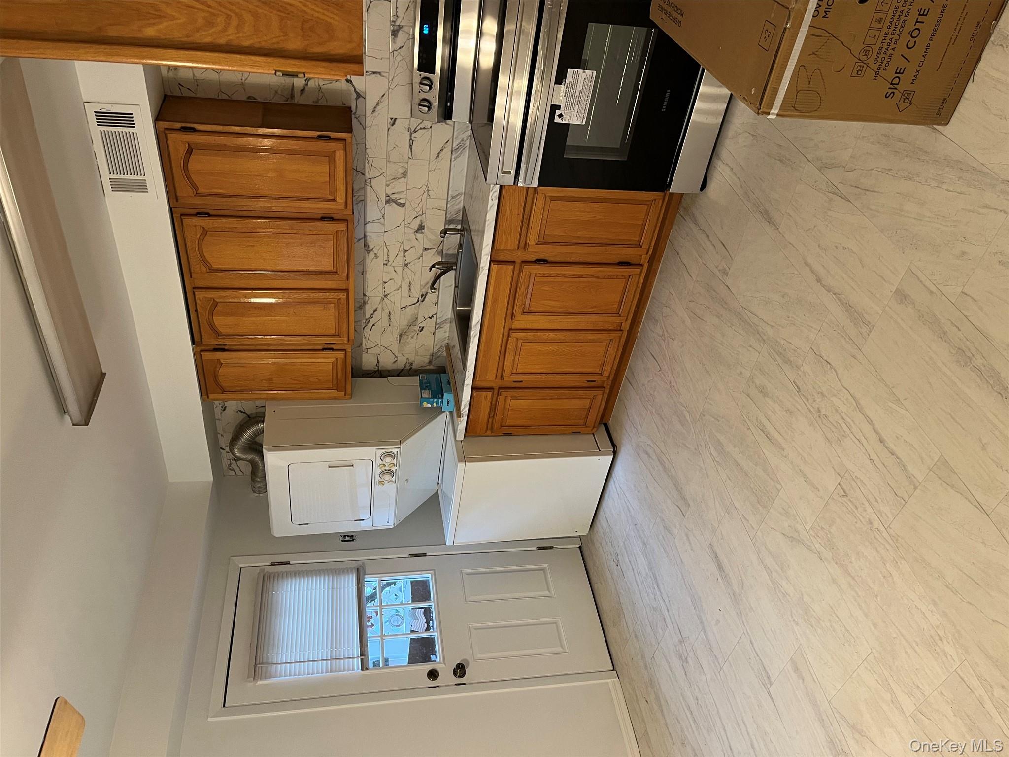 #8 photo, 429 E Park Avenue, Long Beach , NY 11561