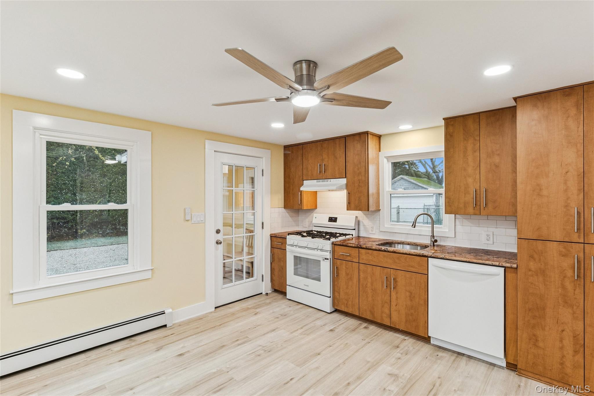 #20 photo, 17425 County Road 48, Cutchogue , NY 11935