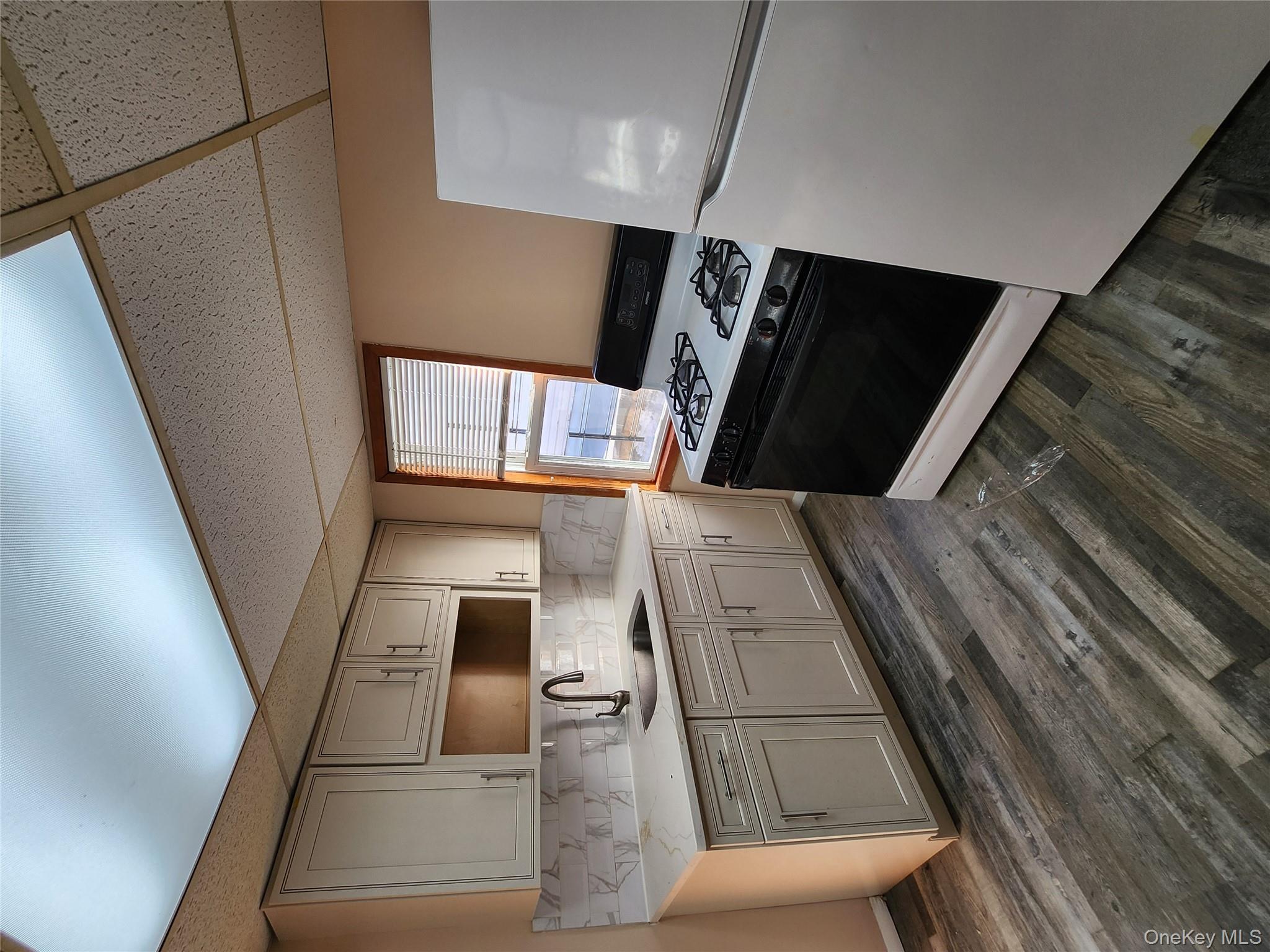 #3 photo, 96-08 101st Avenue, Ozone Park , NY 11416