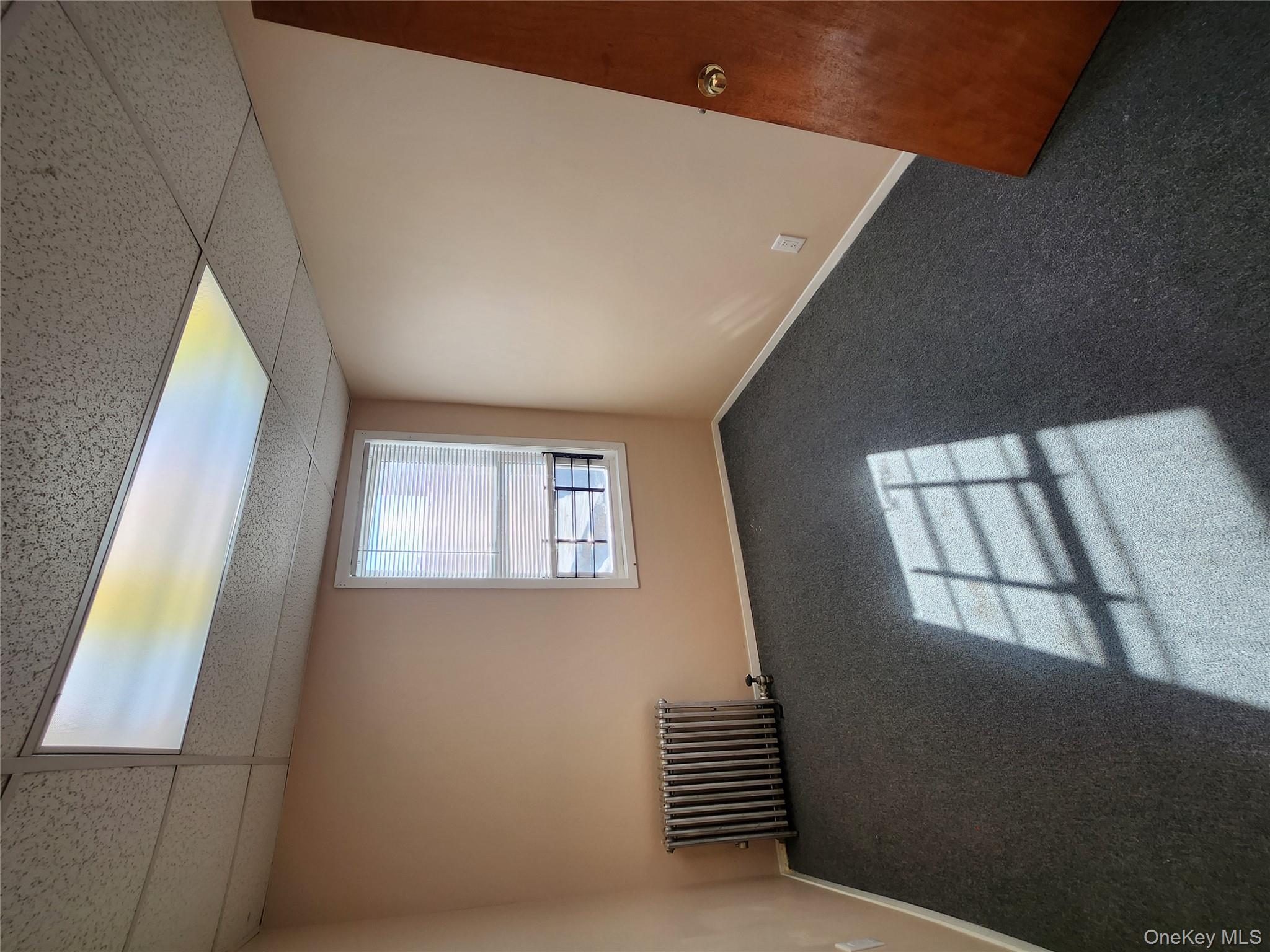 #7 photo, 96-08 101st Avenue, Ozone Park , NY 11416