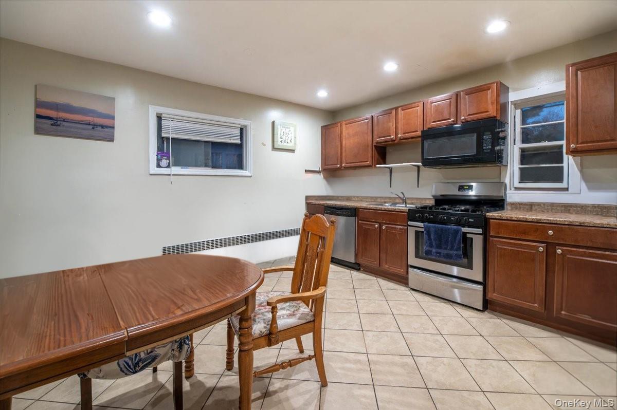 #6 photo, 162 S Broadway, Nyack , NY 10960