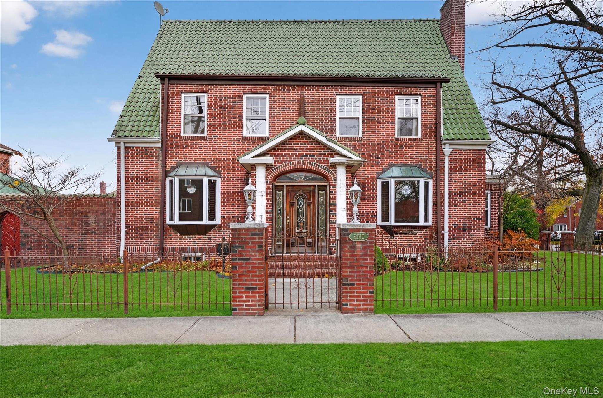 #1 photo, 2300 Gunther Avenue, Bronx , NY 10469