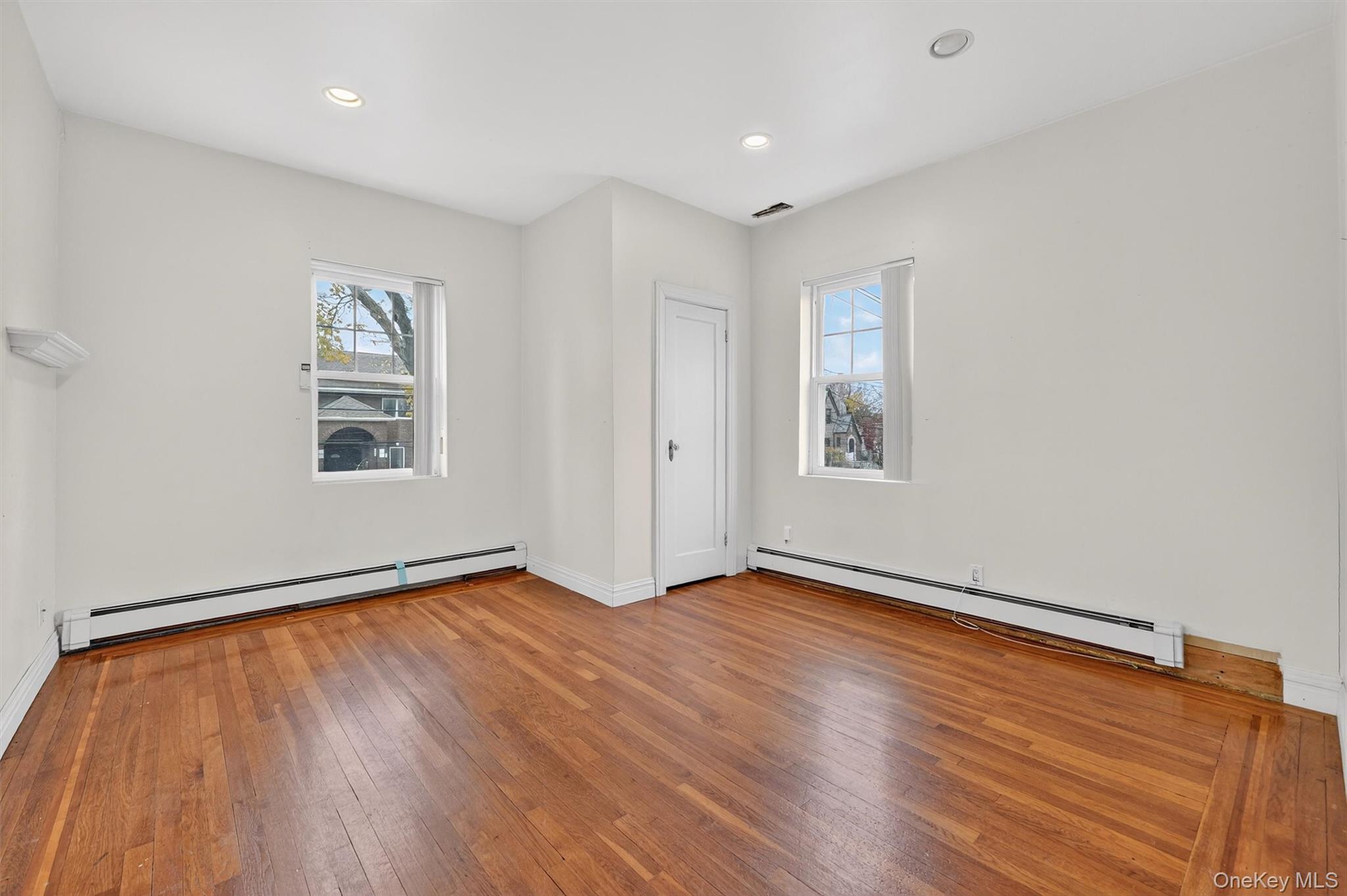 #20 photo, 2300 Gunther Avenue, Bronx , NY 10469