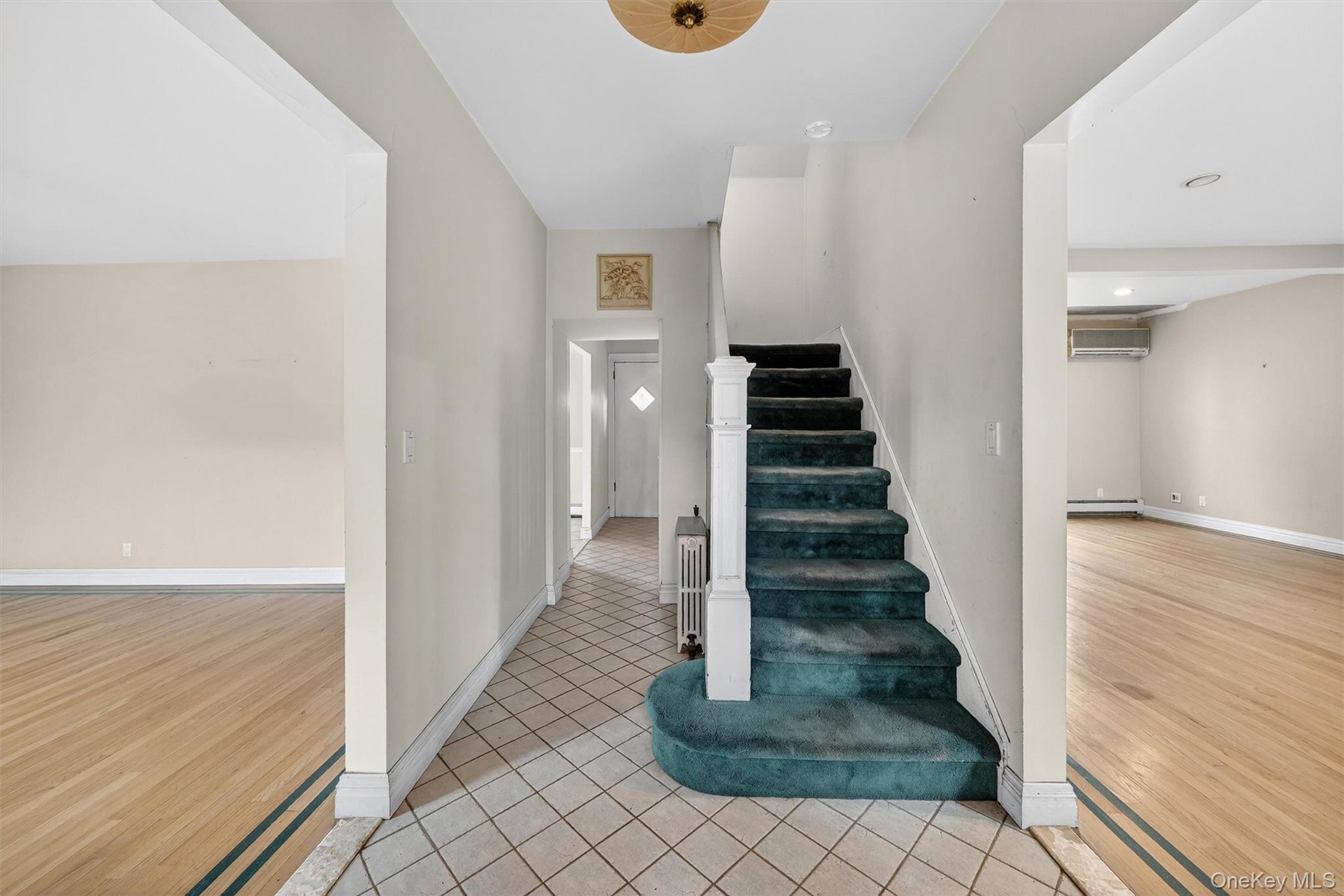 #5 photo, 2300 Gunther Avenue, Bronx , NY 10469