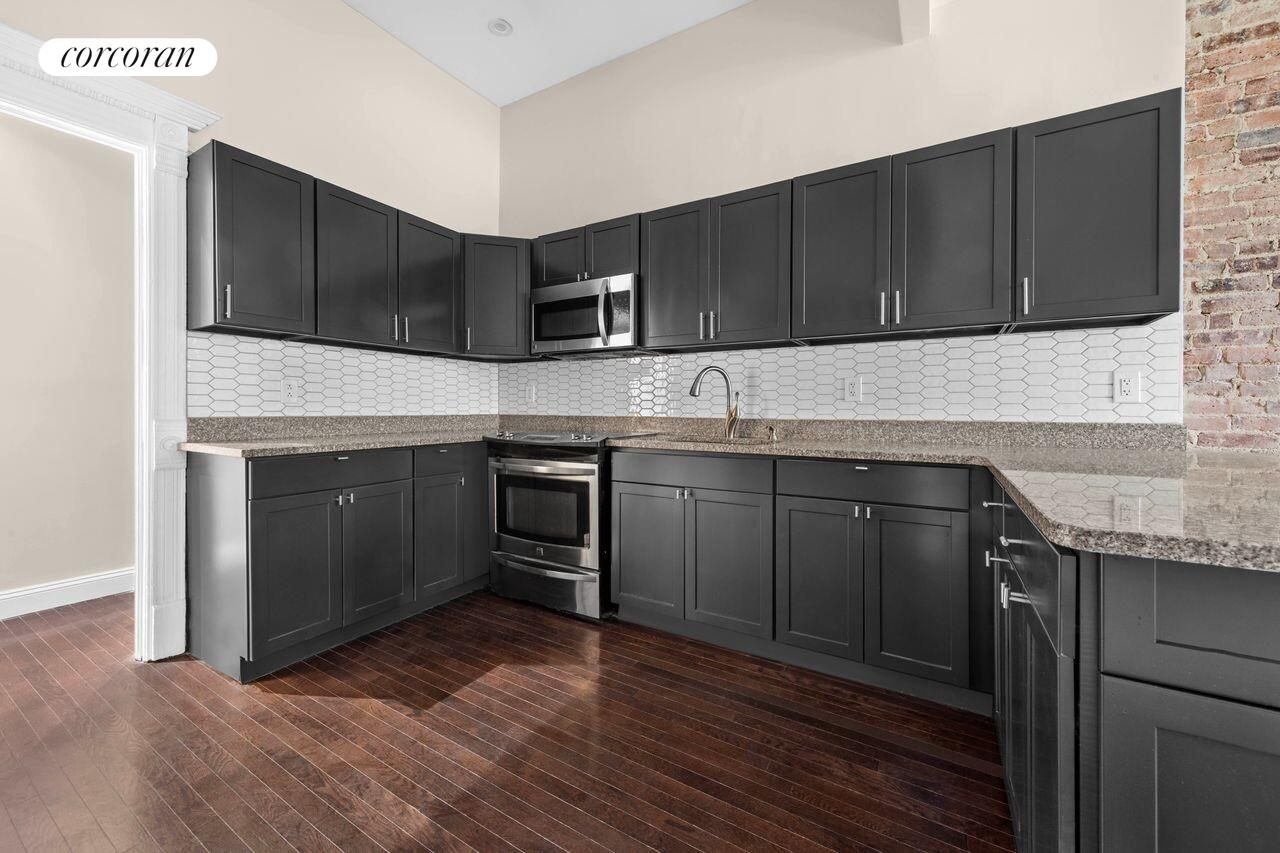 #5 photo, Brooklyn, Stuyvesant Heights , NY 11233