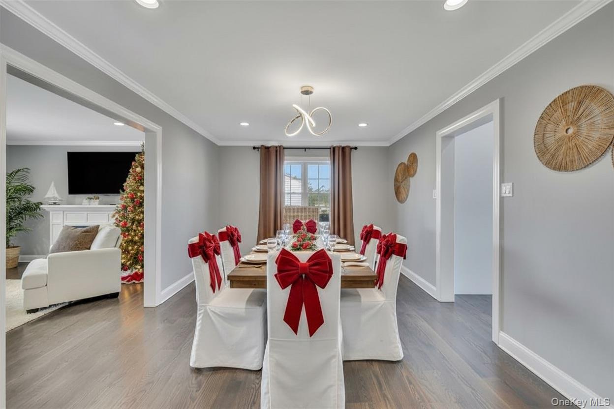 #4 photo, 336 Grand Central Avenue, Amityville , NY 11701