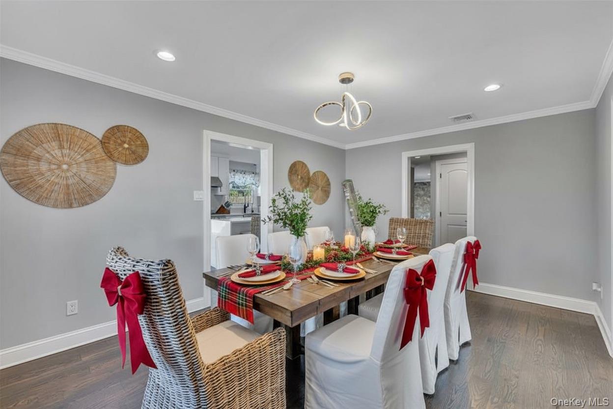 #5 photo, 336 Grand Central Avenue, Amityville , NY 11701