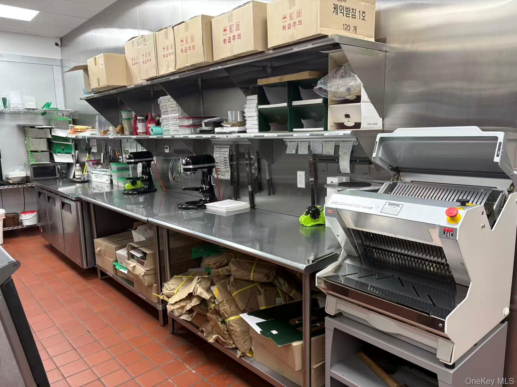 #19 photo, 1 Miller Place, Smithtown , NY 11787