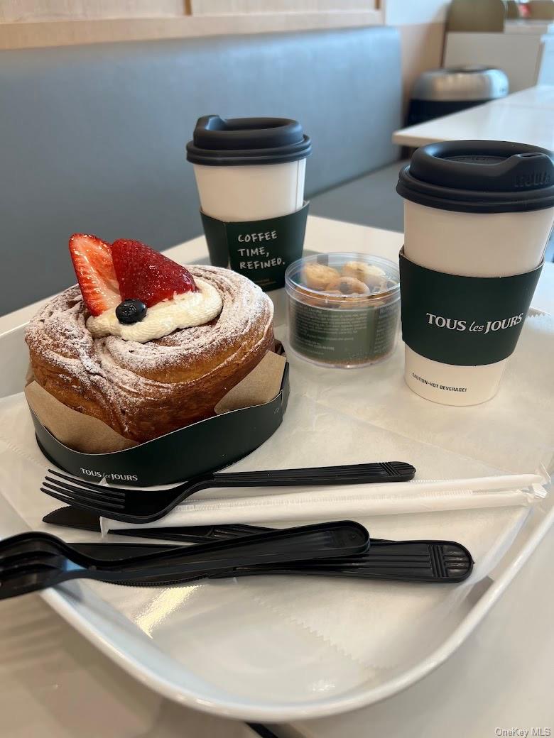 #5 photo, 1 Miller Place, Smithtown , NY 11787