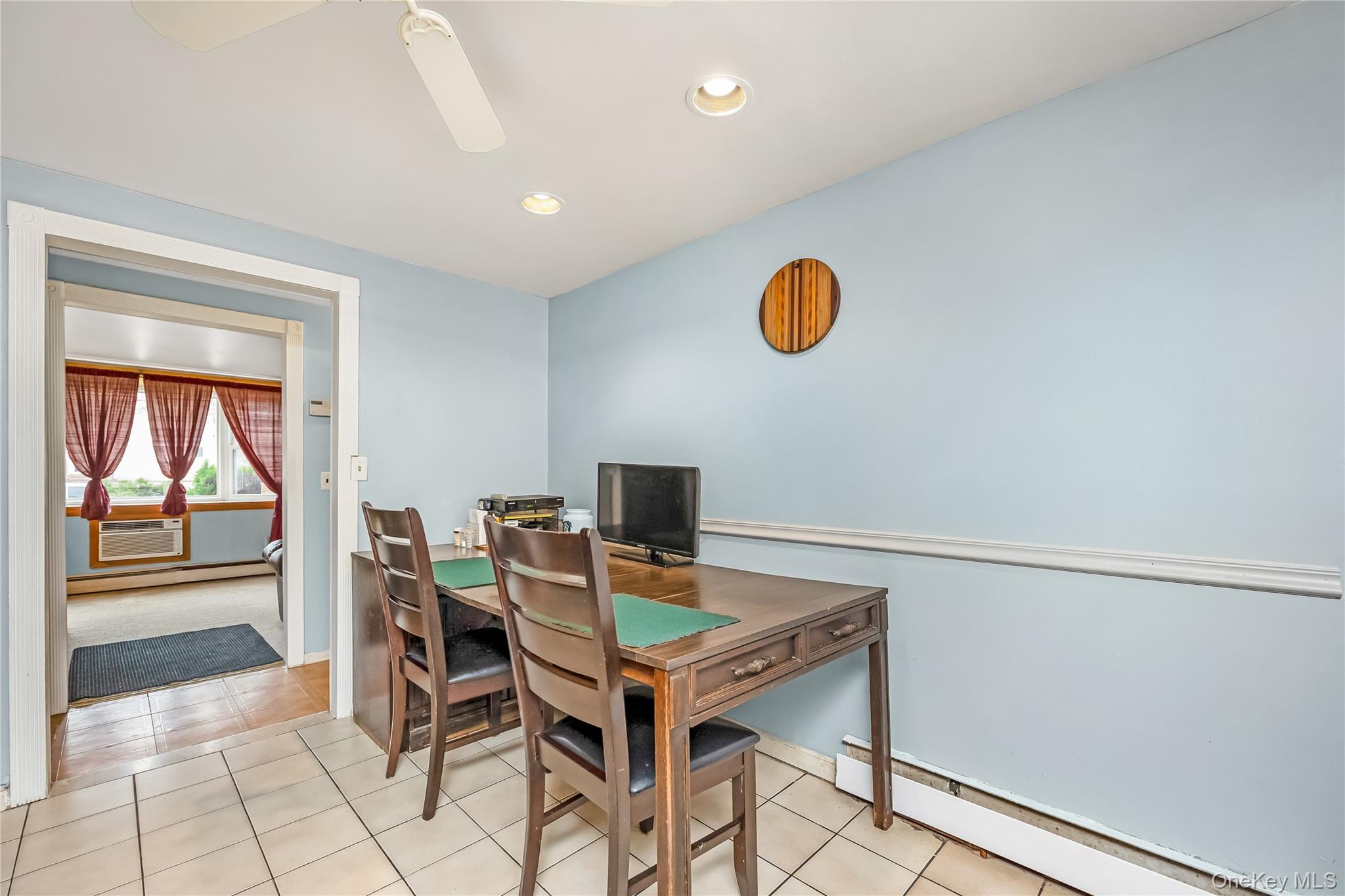 #8 photo, 254 W 1st Street, West Islip , NY 11795