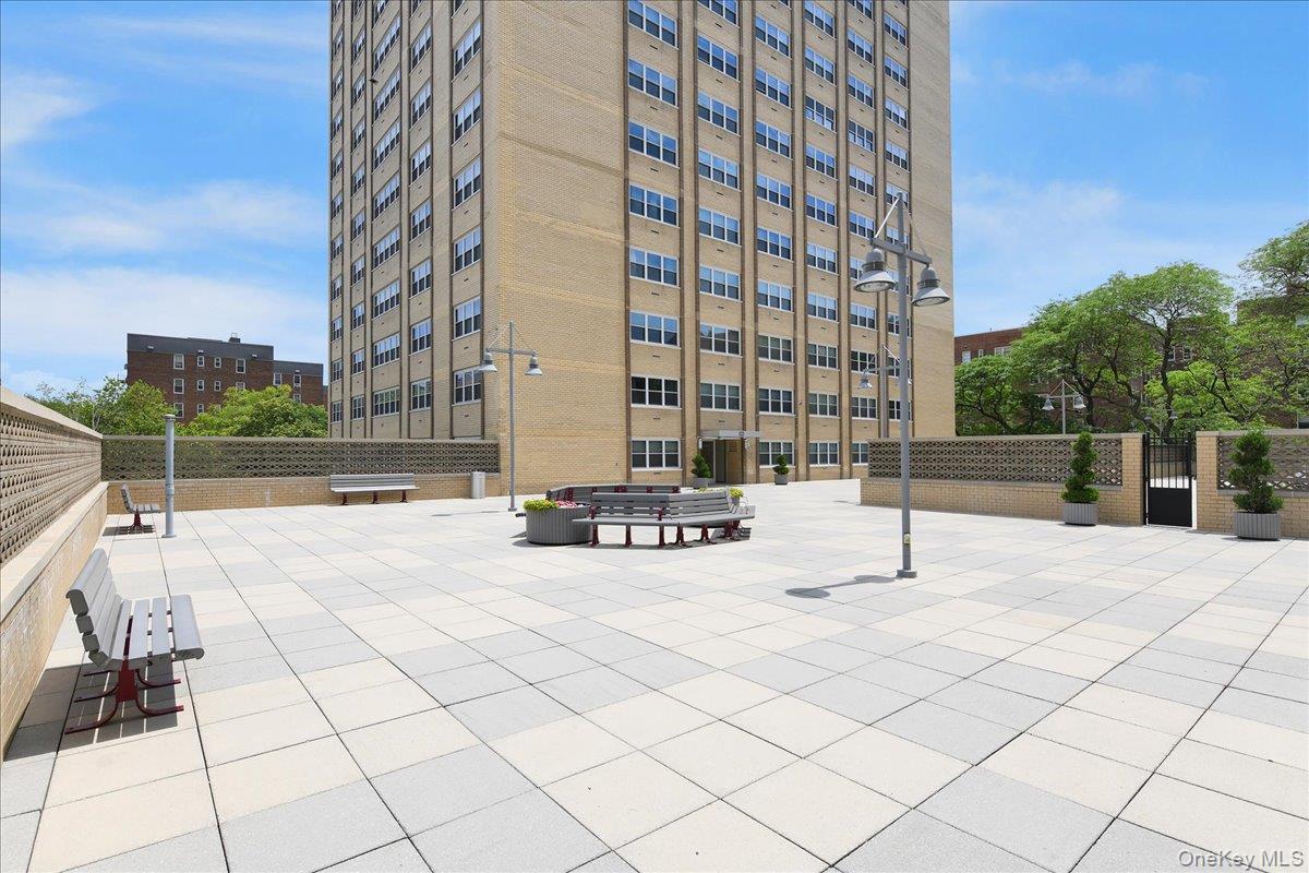 #18 photo, 66-36 Yellowstone Boulevard, Forest Hills , NY 11375