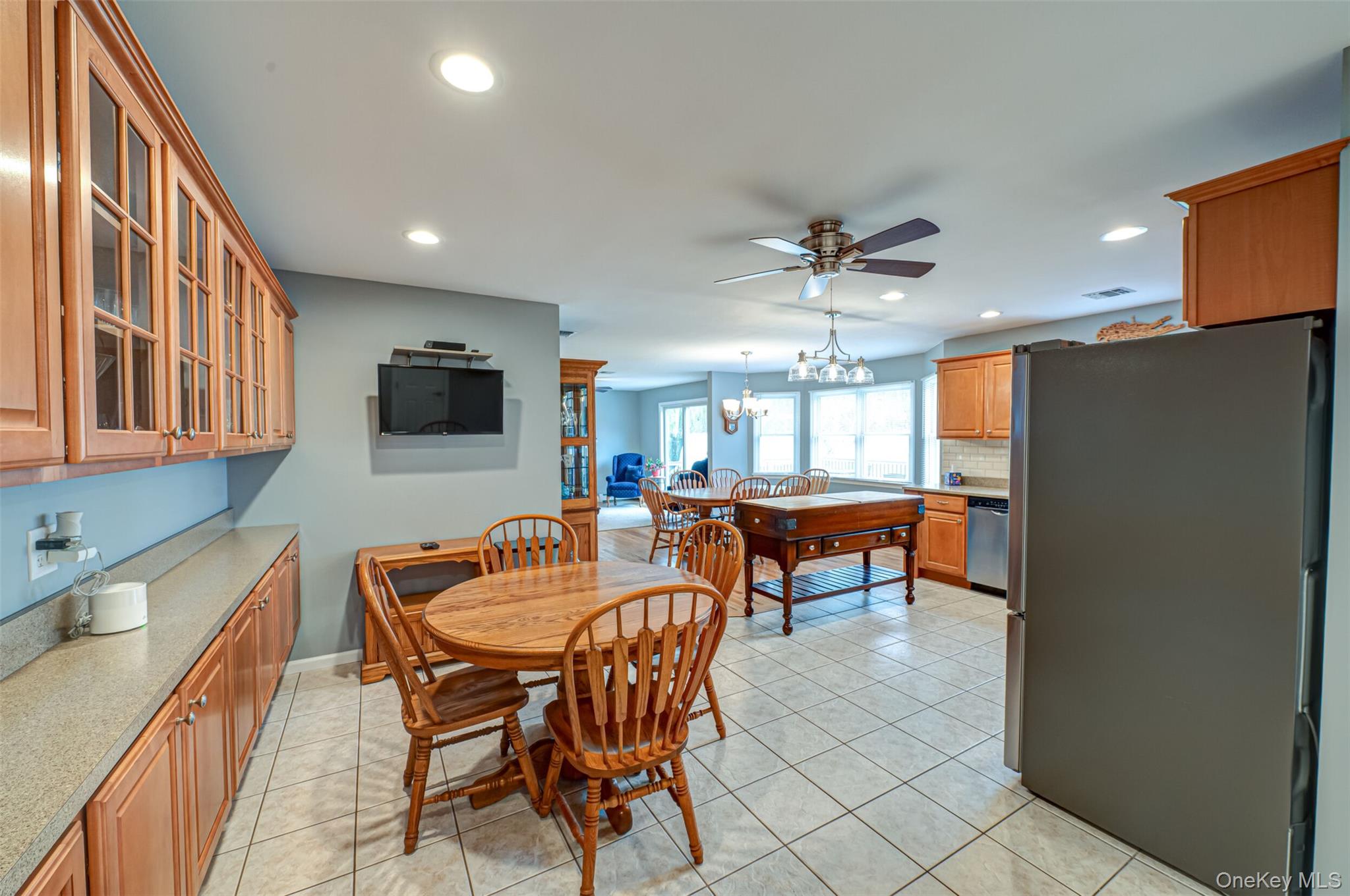 #10 photo, 68 Vineyard Way, Aquebogue , NY 11901