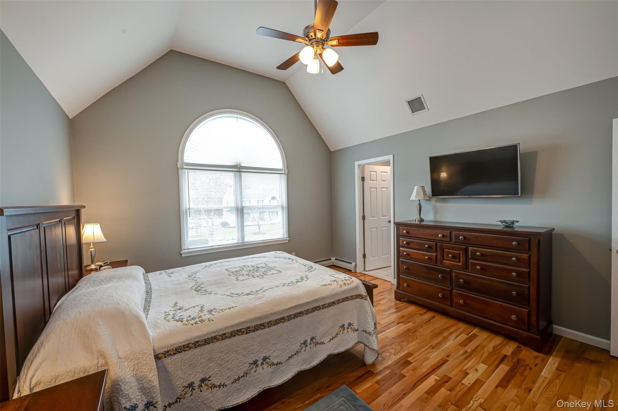 #16 photo, 68 Vineyard Way, Aquebogue , NY 11901