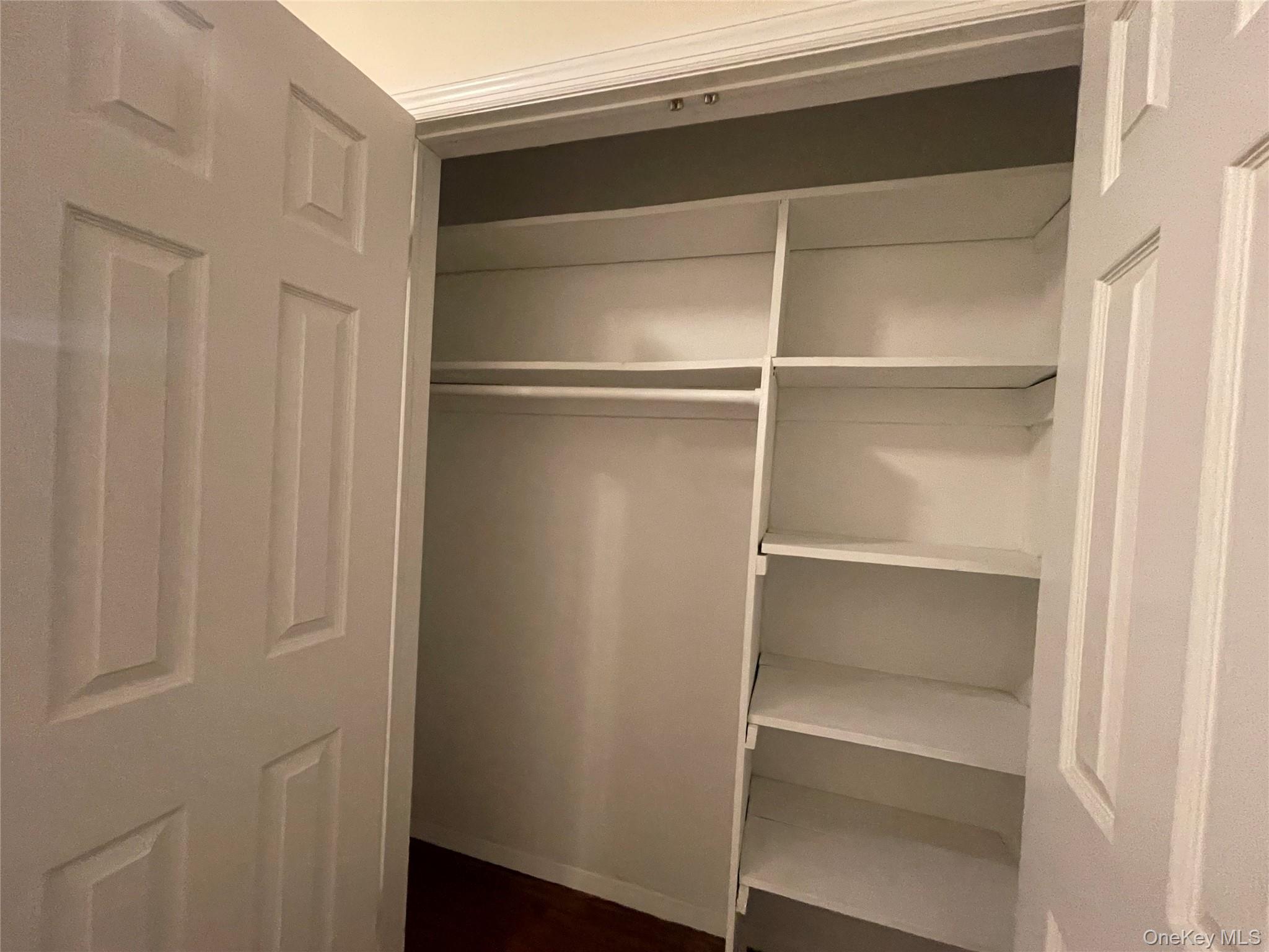 #10 photo, 150 Glenwood Avenue, Yonkers , NY 10703