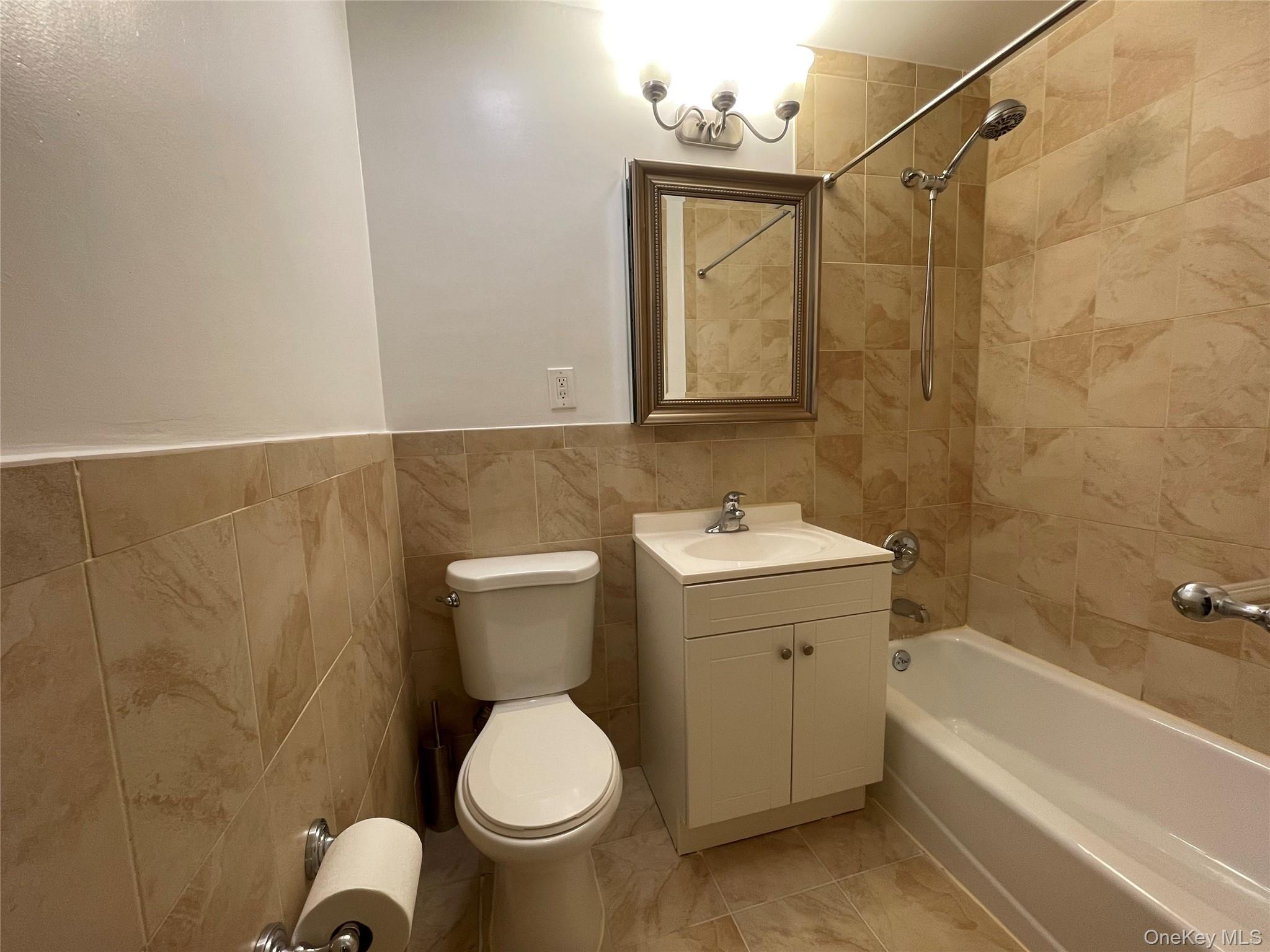 #8 photo, 150 Glenwood Avenue, Yonkers , NY 10703